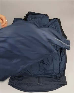 Фотография  261 - Куртки СПОРТ СТОК дети#10 кг , Лот№ 2641 оптом в Петропавловске-Камчатском и Камчатском крае