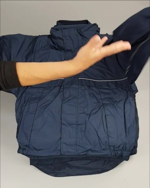 Фотография  774 - Куртки СПОРТ СТОК дети#10 кг , Лот№ 2642 оптом в Петропавловске-Камчатском и Камчатском крае