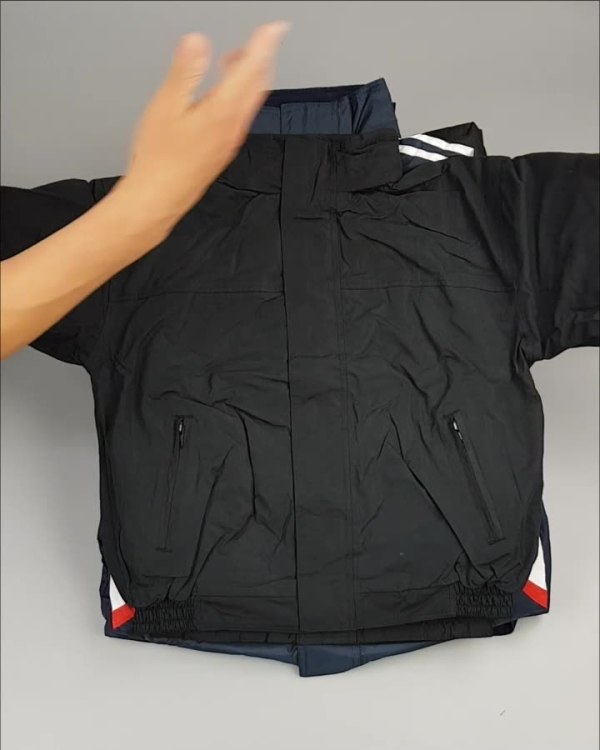 Фотография  686 - Куртки СПОРТ СТОК дети#10 кг , Лот№ 2643 оптом в Петропавловске-Камчатском и Камчатском крае