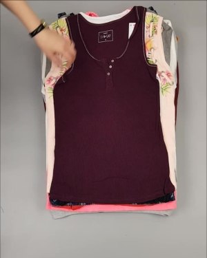 Фотография  695 - Женский летний микс LPP, 8,8 кг, ЛОТ №3776 оптом в Петропавловске-Камчатском и Камчатском крае