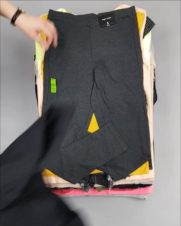 Фотография  428 - Женский летний микс LPP, 8,8 кг, ЛОТ №3776 оптом в Петропавловске-Камчатском и Камчатском крае