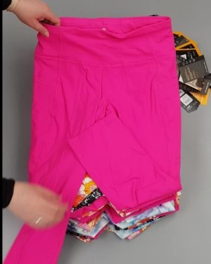 Фотография  335 - Легинсы AVIA (Ladies leggings)#8 кг, ЛОТ №4046 оптом в Петропавловске-Камчатском и Камчатском крае