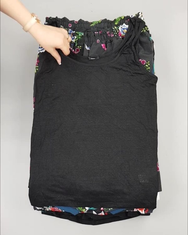 Фотография  445 - Летний микс CALZEDONIA, 50 шт, ЛОТ №4073 оптом в Петропавловске-Камчатском и Камчатском крае