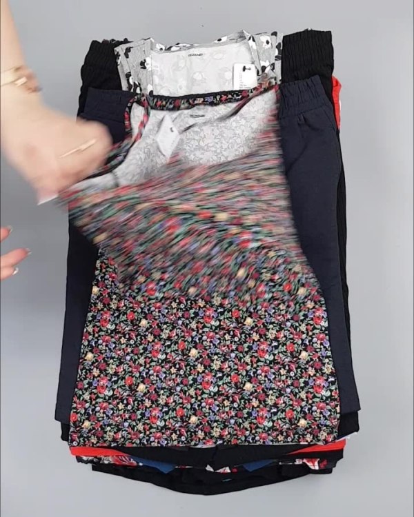 Фотография  534 - Летний микс CALZEDONIA, 50 шт, ЛОТ №4073 оптом в Петропавловске-Камчатском и Камчатском крае