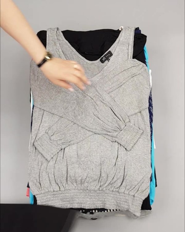 Фотография  384 - Женский летний микс LPP, 17 кг, ЛОТ №4141 оптом в Петропавловске-Камчатском и Камчатском крае