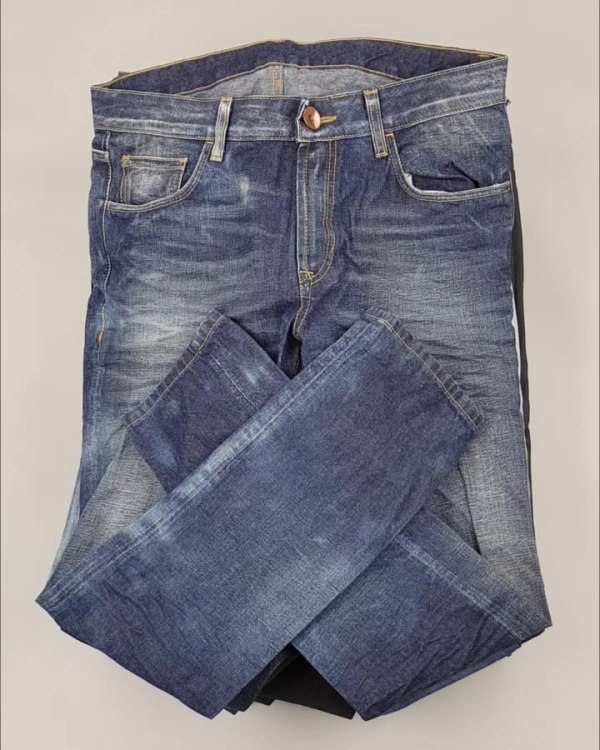 Фотография  658 - Джинсы Италия#20 шт, ЛОТ №4303 оптом в Петропавловске-Камчатском и Камчатском крае