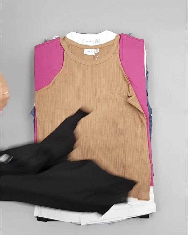 Фотография  948 - VILA Summer mix#15 кг, ЛОТ №4359 оптом в Петропавловске-Камчатском и Камчатском крае