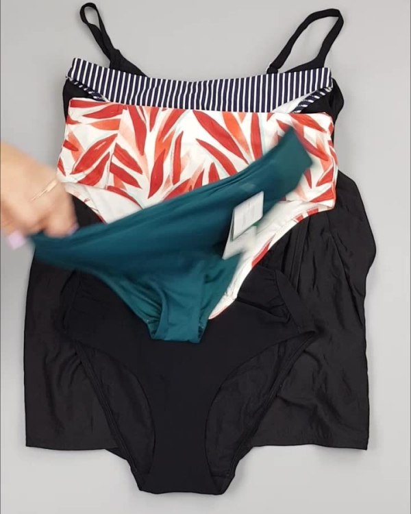 Фотография  350 - Купальники Chantelle#30 шт, ЛОТ №4410 оптом в Петропавловске-Камчатском и Камчатском крае