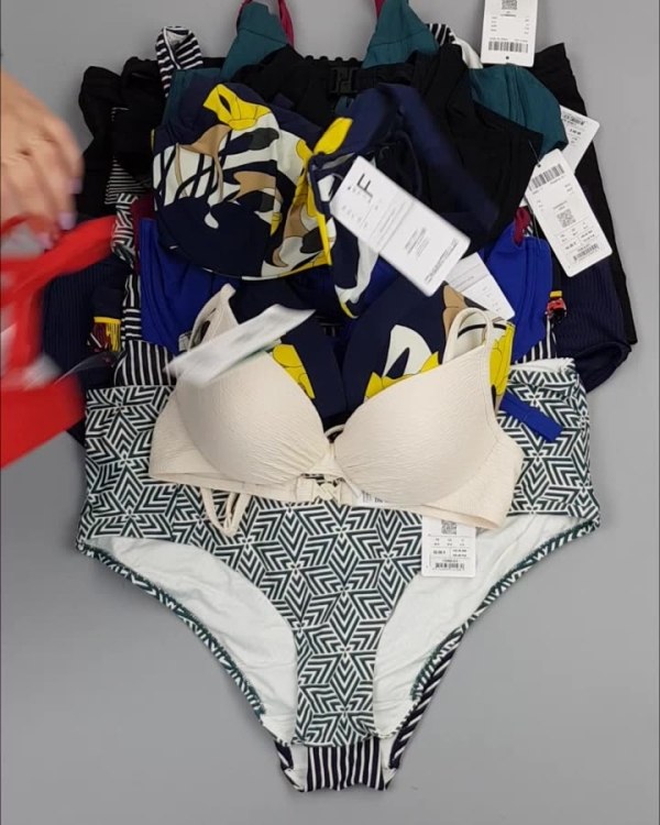 Фотография  726 - Купальники Chantelle#23 шт, ЛОТ №4412 оптом в Петропавловске-Камчатском и Камчатском крае