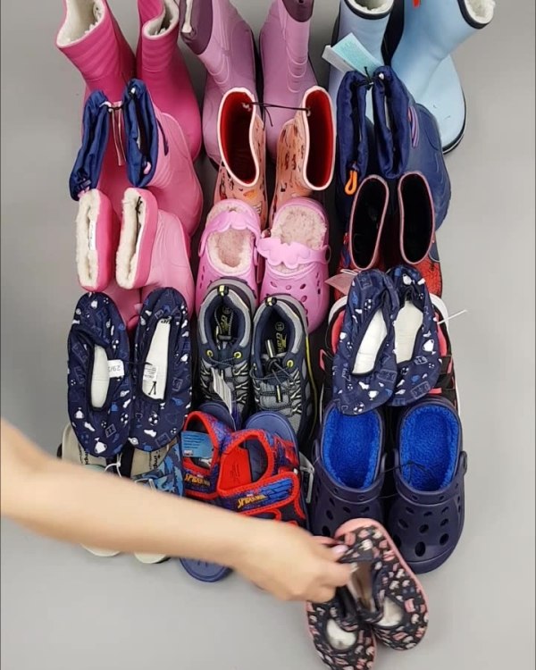 Фотография  104 - Обувь ALDI дети лето#10 кг, ЛОТ №4455 оптом в Петропавловске-Камчатском и Камчатском крае