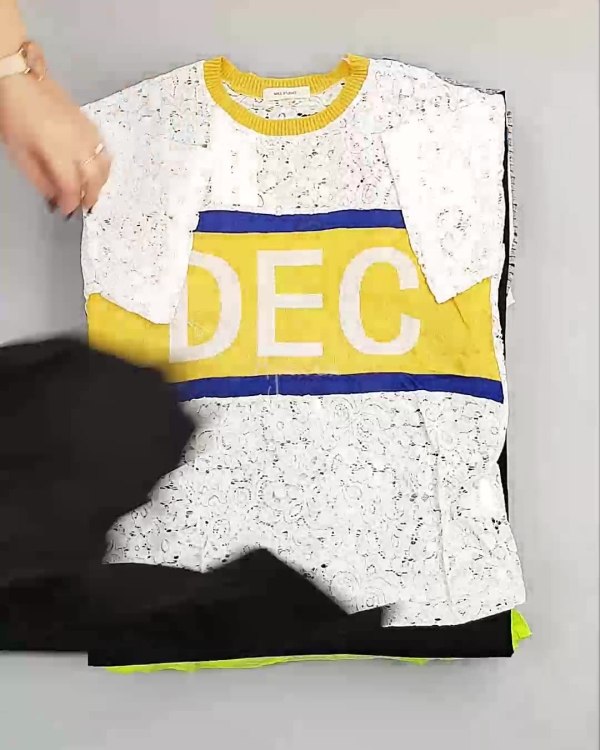 Фотография  888 - Футболки Корея#20 шт, ЛОТ №5068 оптом в Петропавловске-Камчатском и Камчатском крае