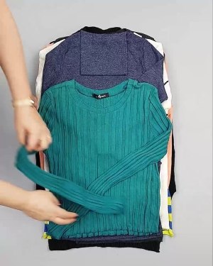 Фотография  804 - Джемпера легкие Корея#20 шт, ЛОТ №5081 оптом в Петропавловске-Камчатском и Камчатском крае