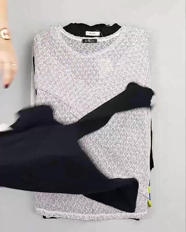 Фотография  301 - Джемпера легкие Корея#20 шт, ЛОТ №5081 оптом в Петропавловске-Камчатском и Камчатском крае