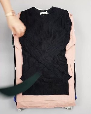 Фотография  889 - Джемпера легкие Корея#20 шт, ЛОТ №5082 оптом в Петропавловске-Камчатском и Камчатском крае