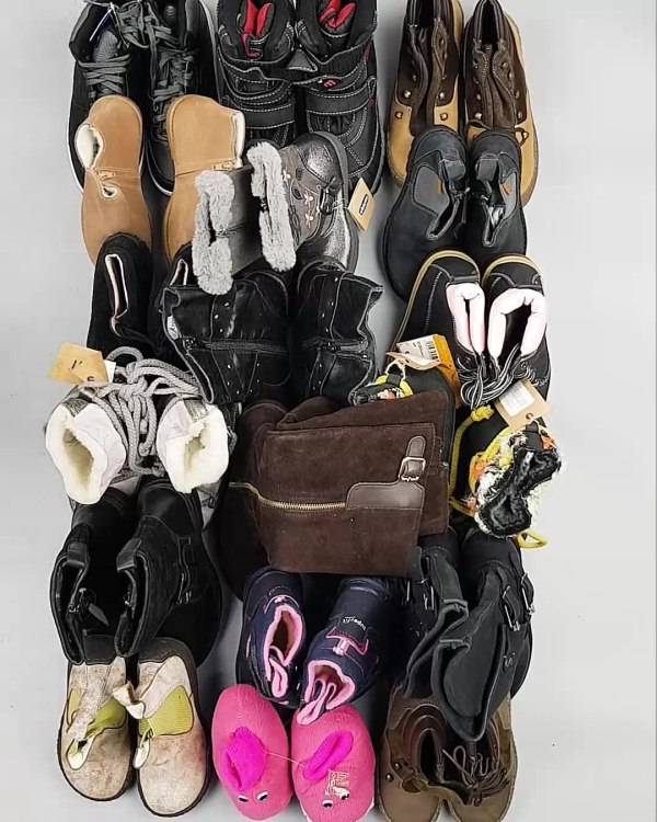 Фотография  987 - Обувь СТОК дети зима#15 кг, ЛОТ №5488 оптом в Петропавловске-Камчатском и Камчатском крае