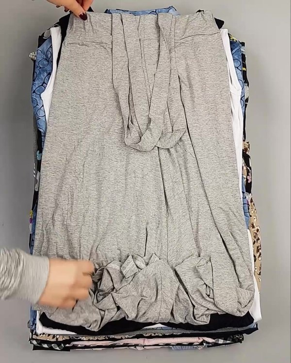 Фотография  420 - Платья Корея#20 шт, ЛОТ №5613 оптом в Петропавловске-Камчатском и Камчатском крае