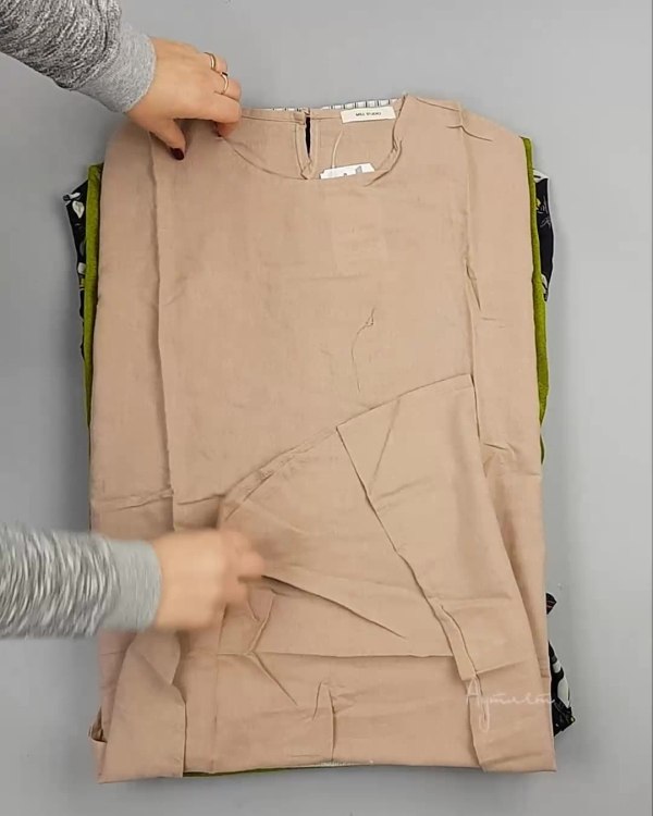 Фотография  592 - Платья Корея#20 шт, ЛОТ №5614 оптом в Петропавловске-Камчатском и Камчатском крае