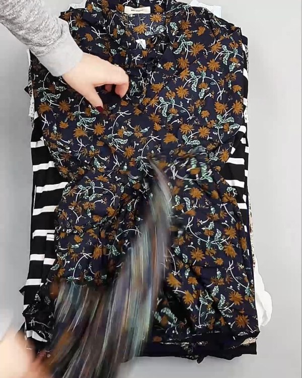 Фотография  815 - Платья Корея#20 шт, ЛОТ №5615 оптом в Петропавловске-Камчатском и Камчатском крае