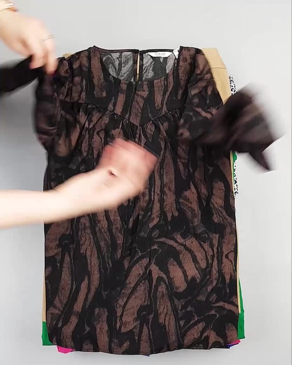 Фотография  806 - DK, Bestseller + Summer mix#15 кг, ЛОТ №5626 оптом в Петропавловске-Камчатском и Камчатском крае