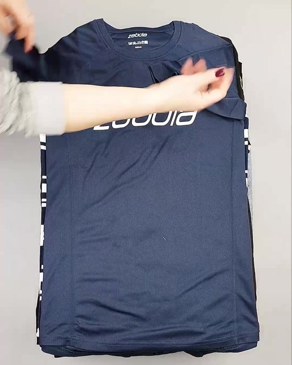 Фотография  919 - DK, Bestseller + Summer mix#15 кг, ЛОТ №5626 оптом в Петропавловске-Камчатском и Камчатском крае