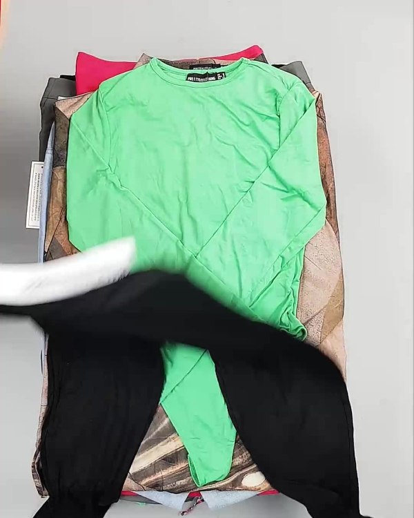 Фотография  640 - Англия СТОК лето#15 кг, ЛОТ №6002 оптом в Петропавловске-Камчатском и Камчатском крае