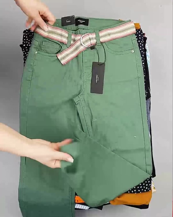 Фотография  581 - BESTSELLER WOMEN Summer mix#15 кг, ЛОТ №6021 оптом в Петропавловске-Камчатском и Камчатском крае