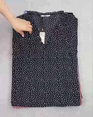 Фотография  670 - Блузки Bestseller 44#5 кг, ЛОТ №6084 оптом в Петропавловске-Камчатском и Камчатском крае