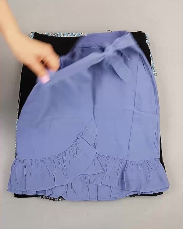 Фотография  746 - Юбки Bestseller 44#5 кг, ЛОТ №6119 оптом в Петропавловске-Камчатском и Камчатском крае