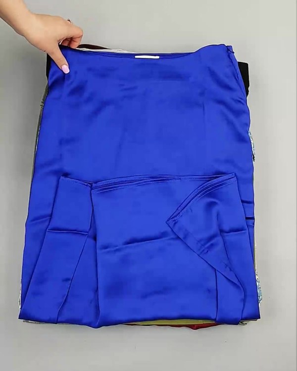 Фотография  790 - Юбки Bestseller 44#5 кг, ЛОТ №6120 оптом в Петропавловске-Камчатском и Камчатском крае