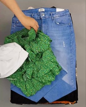 Фотография  512 - DK, Bestseller Summer mix#50 кг, ЛОТ №6186 оптом в Петропавловске-Камчатском и Камчатском крае