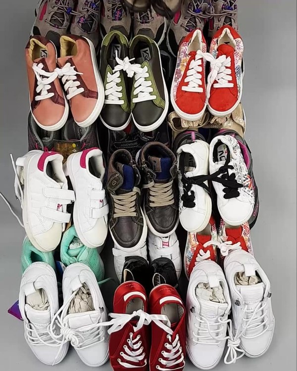 Фотография  902 - Обувь СТОК дети лето#15,4 кг, ЛОТ №6191 оптом в Петропавловске-Камчатском и Камчатском крае