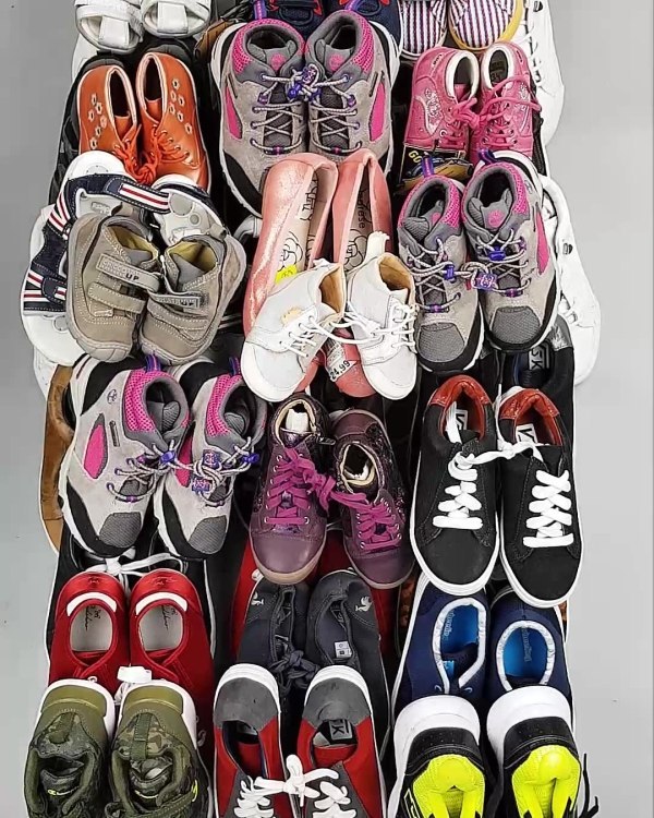 Фотография  349 - Обувь СТОК дети лето#15,4 кг, ЛОТ №6192 оптом в Петропавловске-Камчатском и Камчатском крае