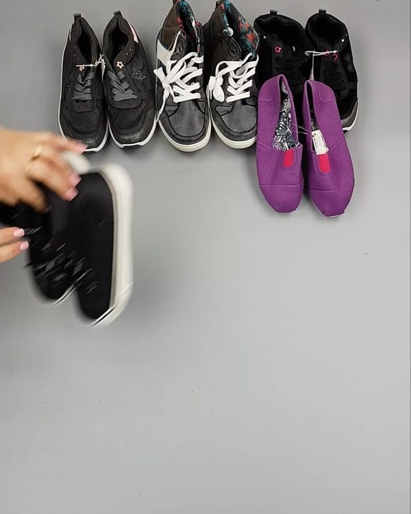 Фотография  300 - Обувь детская СТОК Summer#6,15 кг, ЛОТ №6197 оптом в Петропавловске-Камчатском и Камчатском крае