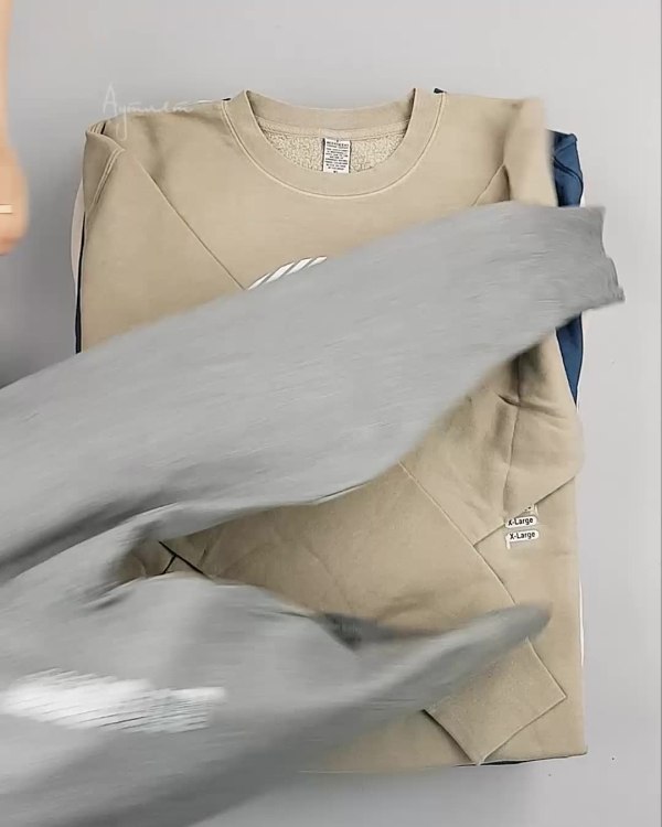 Фотография  708 - Толстовки СТОК CAN#15 кг, ЛОТ №6268 оптом в Петропавловске-Камчатском и Камчатском крае