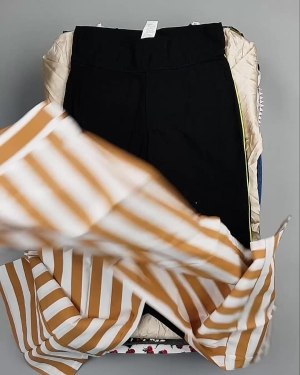 Фотография  980 - Летний микс CALZEDONIA, 50 шт, ЛОТ №6366 оптом в Петропавловске-Камчатском и Камчатском крае