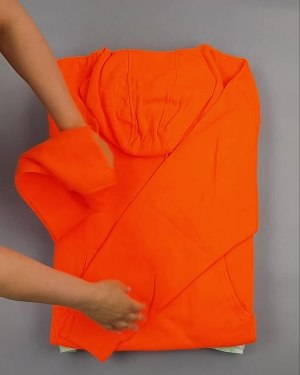 Фотография  911 - Толстовки СТОК CAN 0424#10 кг, ЛОТ №6425 оптом в Петропавловске-Камчатском и Камчатском крае