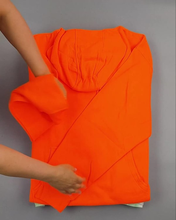 Фотография  588 - Толстовки СТОК CAN 0424#10 кг, ЛОТ №6425 оптом в Петропавловске-Камчатском и Камчатском крае