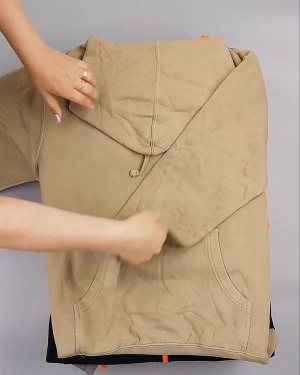 Фотография  213 - Толстовки СТОК CAN 0424#10 кг, ЛОТ №6425 оптом в Петропавловске-Камчатском и Камчатском крае