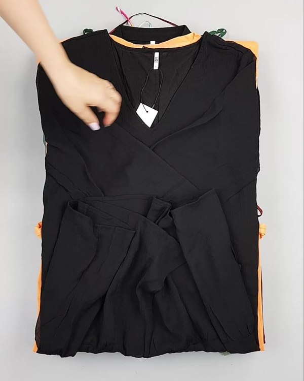 Фотография  576 - Платья Bestseller 44#5 кг, ЛОТ №6538 оптом в Петропавловске-Камчатском и Камчатском крае