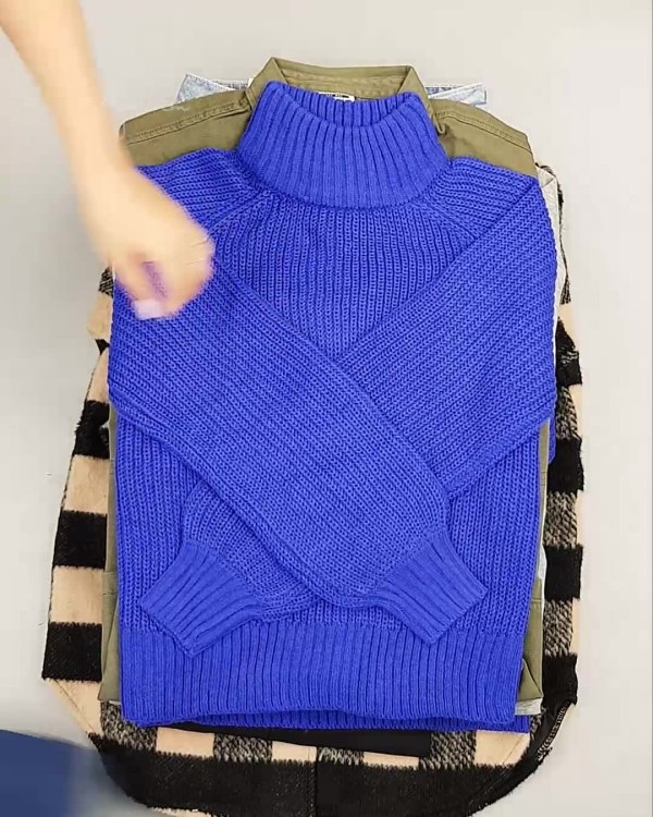 Фотография  821 - PIECES+NOISY MAY mix 074#15 кг, ЛОТ №6556 оптом в Петропавловске-Камчатском и Камчатском крае