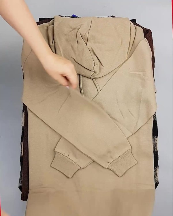 Фотография  791 - PIECES+NOISY MAY mix 074#15 кг, ЛОТ №6559 оптом в Петропавловске-Камчатском и Камчатском крае