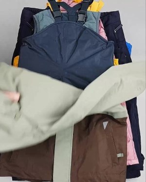 Фотография  292 - Верхняя одежда TCM kids 074#7 кг, ЛОТ №6678 оптом в Петропавловске-Камчатском и Камчатском крае