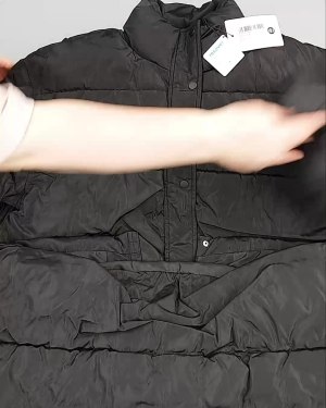 Фотография  827 - Верхняя одежда Англия СТОК #10 кг, ЛОТ №6729 оптом в Петропавловске-Камчатском и Камчатском крае