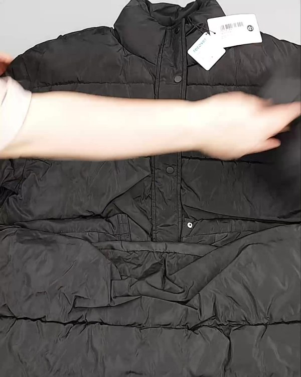 Фотография  786 - Верхняя одежда Англия СТОК #10 кг, ЛОТ №6729 оптом в Петропавловске-Камчатском и Камчатском крае