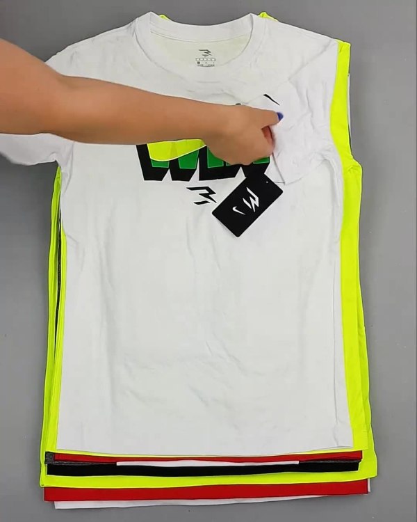 Фотография  765 - Футболки детские NIKE CAN 084#5 кг, ЛОТ №6862 оптом в Петропавловске-Камчатском и Камчатском крае