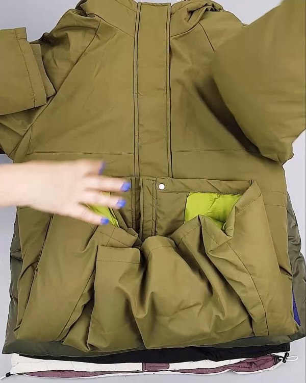 Фотография  499 - Верхняя одежда Дания#10,1 кг ЛОТ №6909 оптом в Петропавловске-Камчатском и Камчатском крае