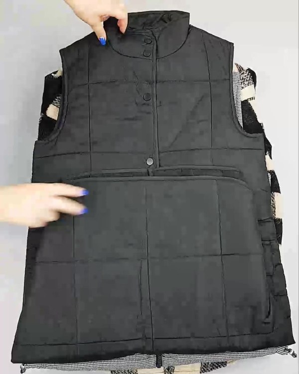 Фотография  752 - Верхняя одежда Дания#10,2 кг ЛОТ №6911 оптом в Петропавловске-Камчатском и Камчатском крае