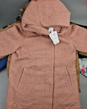 Фотография  357 - Верхняя одежда VILA#10,2 кг, ЛОТ №6826 оптом в Петропавловске-Камчатском и Камчатском крае