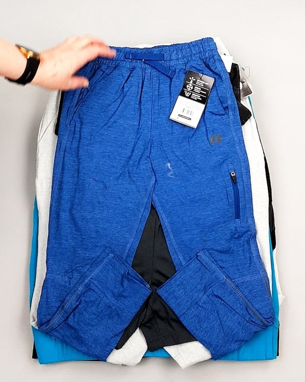 Фотография  721 - Спортивные костюмы дети CAN#6 кг оптом в Петропавловске-Камчатском и Камчатском крае