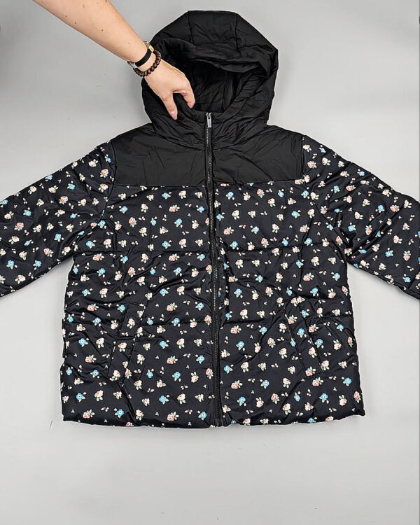 Фотография  889 - Верхняя одежда VILA#10,2 кг, ЛОТ №6825 оптом в Петропавловске-Камчатском и Камчатском крае